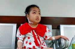 Ước mơ dang dở của bé gái mắc bệnh hiểm nghèo đang thoi thóp chờ ghép tủy