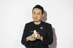 Justin Sun đã ăn 'quả chuối' 6,2 triệu USD