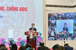 Mít tinh hưởng ứng Ngày thế giới phòng, chống AIDS năm 2024