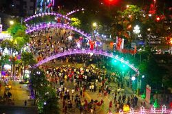Di chuyển thế nào Lễ hội Du lịch và Ẩm thực Sen tại Nghệ An?