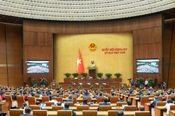 Cấm các loại thuốc lá điện tử, thuốc lá nung nóng từ 2025