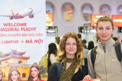 Vietjet chào mừng đường bay đầu tiên giữa Kuala Lumpur và Hà Nội