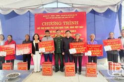 Bộ Quốc phòng hỗ trợ huyện Đại Từ 760 triệu đồng xây mới 11 nhà Đại đoàn kết