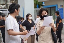 Siết chỉ tiêu xét tuyển sớm có giảm cơ hội vào đại học?