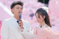 Diễn viên siêu giàu Hoàng Tử Thao kết hôn