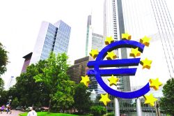 Lạm phát không ngăn ECB giảm lãi suất