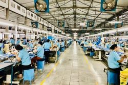 Hội nghị toàn quốc biểu dương công nhân lao động tiêu biểu là đảng viên Đảng Cộng sản Việt Nam lần I/2025