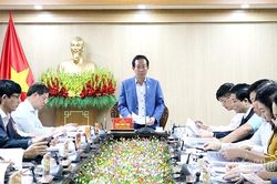 Ban Kinh tế - Ngân sách HĐND tỉnh thẩm tra báo cáo, dự thảo nghị quyết trình tại Kỳ họp thứ Chín, HĐND tỉnh