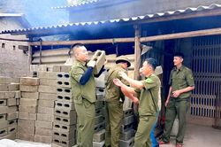 Ấm lòng đồng bào biên cương