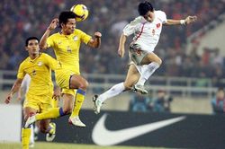 Việt Nam góp 2 cái tên trong danh sách top 10 chân sút xuất sắc nhất lịch sử AFF Cup