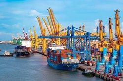 Tin tức kinh tế ngày 6/12: Việt Nam xuất siêu hơn 24 tỷ USD sau 11 tháng