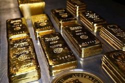 Giá vàng hôm nay 6/12/2024: Giá vàng nhẫn PNJ tăng nhẹ, vàng thế giới giảm nhẹ