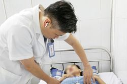 Bệnh viện HNĐK Nghệ An cứu sống bệnh nhân sốc mất máu do chấn thương bụng, vỡ gan