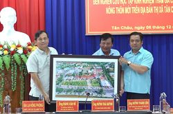 Tân Châu tiếp và làm việc với đoàn công tác huyện Giồng Riềng