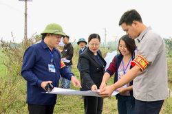 Tổ chức cưỡng chế thực hiện Quyết định kiểm đếm bắt buộc tại xã Xuân Huy
