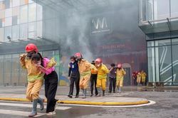 Diễn tập chữa cháy và CNCH tại trung tâm thương mại Thiso Mall