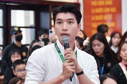 Hieuthuhai nói lý do vắng mặt tại hoạt động về nguồn của dàn nghệ sĩ 'Anh trai'