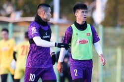 Trung vệ Đỗ Duy Mạnh làm thủ quân tuyển Việt Nam