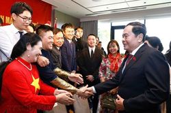 Chủ tịch Quốc hội Trần Thanh Mẫn gặp gỡ cộng đồng người Việt Nam tại Nhật Bản