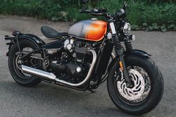 Triumph Bonneville Bobber - Mẫu xe cổ điển có giá 625 triệu đồng