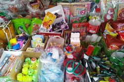 Đảm bảo an toàn đối với thực phẩm bày bán trước cổng trường học