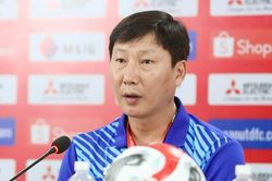 HLV Kim Sang-sik: 'Hiệp hai là bộ mặt thật của tuyển Việt Nam'