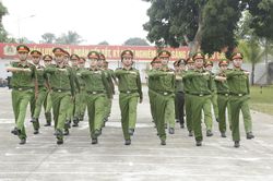 Sẵn sàng cho Đại hội khỏe 'Vì an ninh Tổ quốc' và Hội thi điều lệnh, quân sự, võ thuật CAND khu vực 2