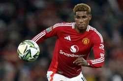 MU tính bán Rashford