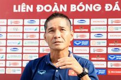 VFF bất ngờ chia tay HLV ngoại