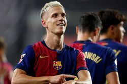 Barcelona thở phào về Olmo