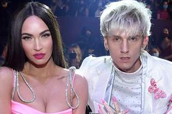 Megan Fox chia tay bạn trai kém 4 tuổi khi còn đang mang bầu