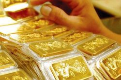Giá vàng chiều nay 11/12/2024: Giá vàng nhẫn và vàng miếng tăng mạnh lên mức cao nhất trong một tháng qua