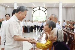 Đồng tháp chủ động, sáng tạo triển khai các hoạt động chăm lo cho người có công