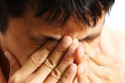 Bất ngờ khi biết lý do mặt đau như điện giật suốt 5 năm