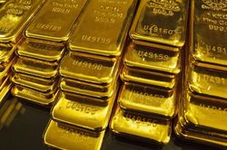 Giá vàng hôm nay 13/12/2024: Giá vàng thế giới và trong nước bắt đầu giảm