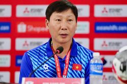 HLV Kim Sang Sik: 'Đội tuyển Việt Nam có phương án để lấy 3 điểm trước Indonesia'