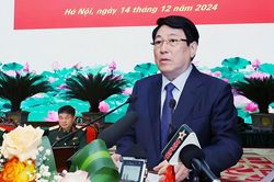 Chủ tịch nước: Quân đội tiếp tục điều chỉnh tổ chức lực lượng 'tinh, gọn, mạnh'