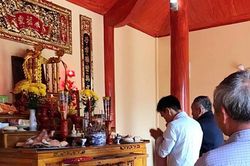 Văn khấn rằm tháng 11 cúng gia tiên và thần linh
