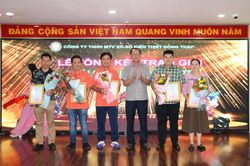 Công ty XSKT Đồng Tháp tổ chức giải giao lưu quần vợt