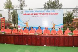Công ty XSKT Đồng Tháp tổ chức giải quần vợt giao lưu