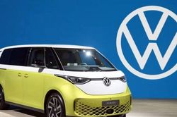 Volkswagen 'đặt cược' vào hãng xe điện Rivian
