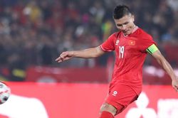 HLV Kim Sang Sik 'đánh thức' giá trị những ngôi sao