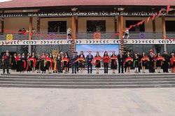 Du Xuân khám phá kho tàng văn hóa người Sán Dìu trên đảo Cái Bầu