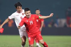HLV Lê Quốc Vượng: 'ASEAN Cup đến hồi gay cấn'