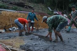 Gỡ vướng trong thực hiện xóa nhà tạm ở Bắc Kạn