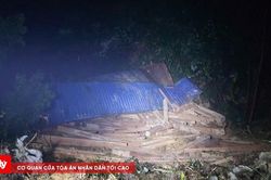 Lật xe đầu kéo khiến một người tử vong