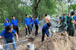 Thanh niên huyện miền núi Tri Tôn chung tay xây dựng nông thôn mới