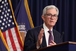 Fed sẽ cắt giảm lãi suất ít hơn vào năm 2025