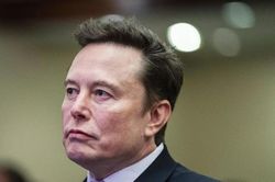 Tỷ phú Elon Musk lên tiếng về hỗ trợ quân sự cho Ukraine