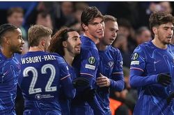 Sao trẻ 18 tuổi lập hat-trick chỉ sau 45 phút, Chelsea tiếp tục toàn thắng ở cúp châu Âu